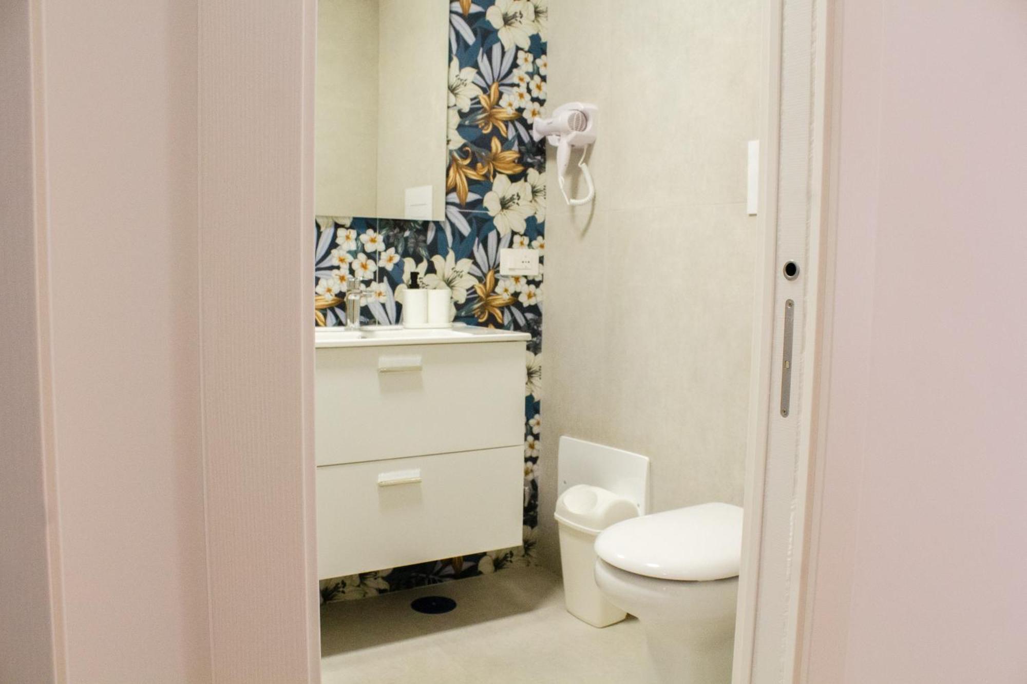 Casa Di Nonna Rosy Hotel Наполи Екстериор снимка