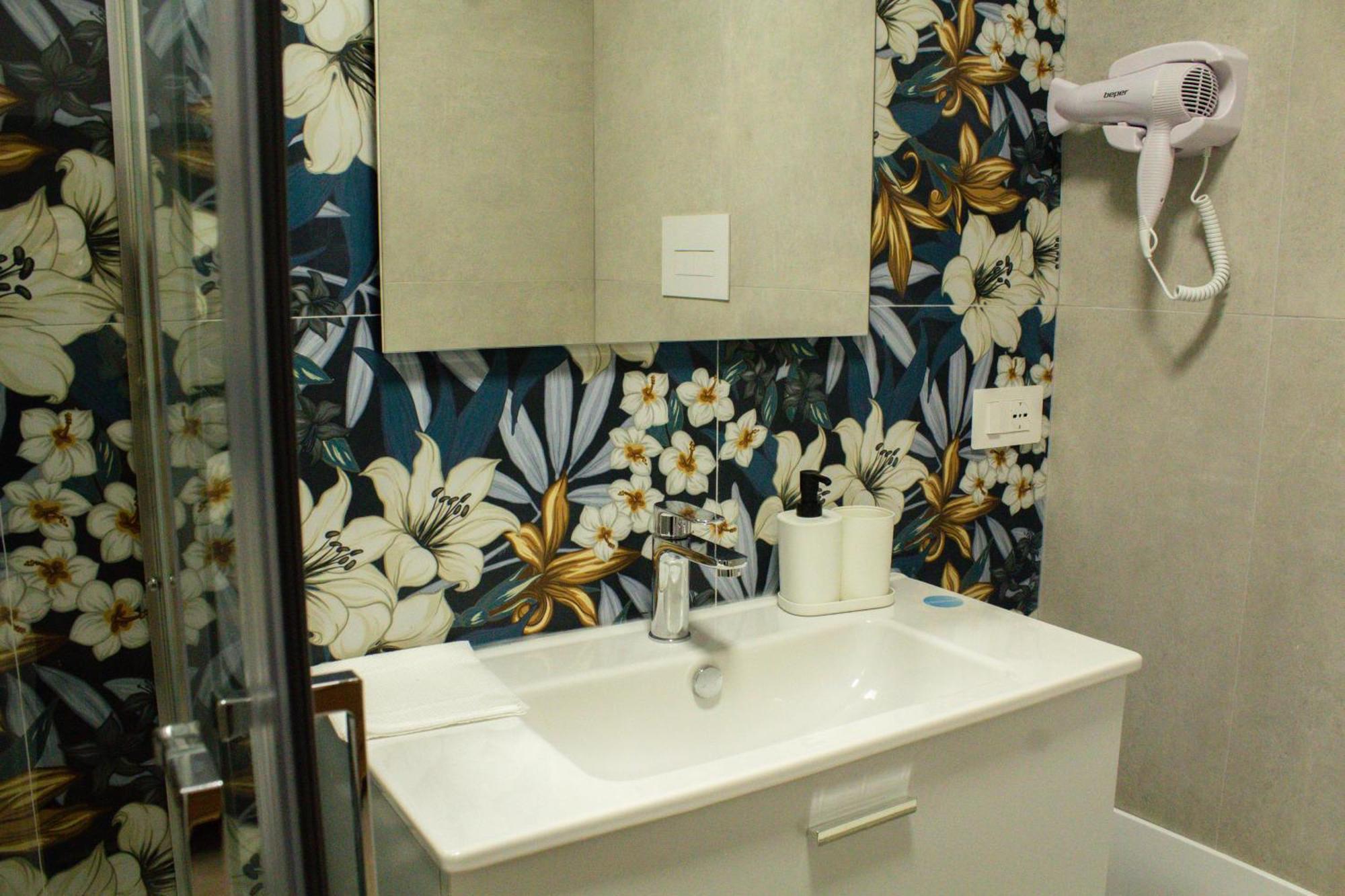Casa Di Nonna Rosy Hotel Наполи Стая снимка